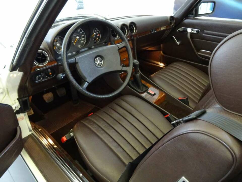 Imagen 7/15 de Mercedes-Benz 280 SL (1981)