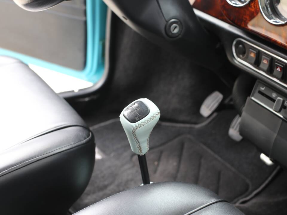 Immagine 17/34 di Mini Cooper 1.3i MPI (1997)