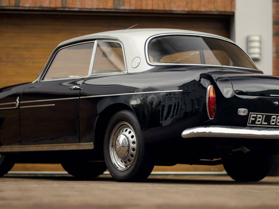 Image 17/50 of Bristol 409 (1967)