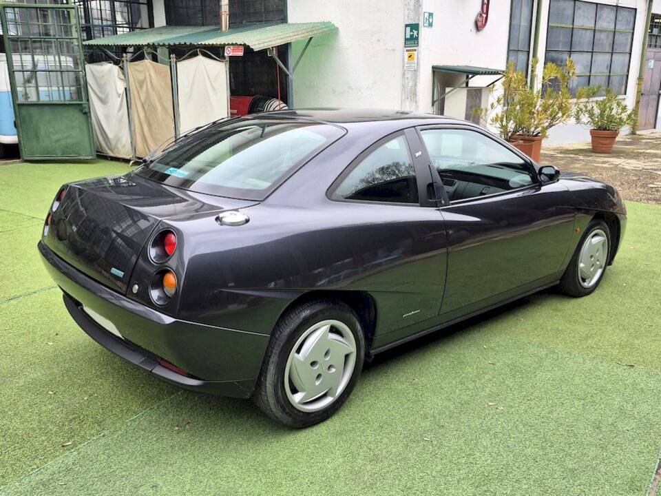 Immagine 22/63 di FIAT Coupé 2.0 16V (1994)