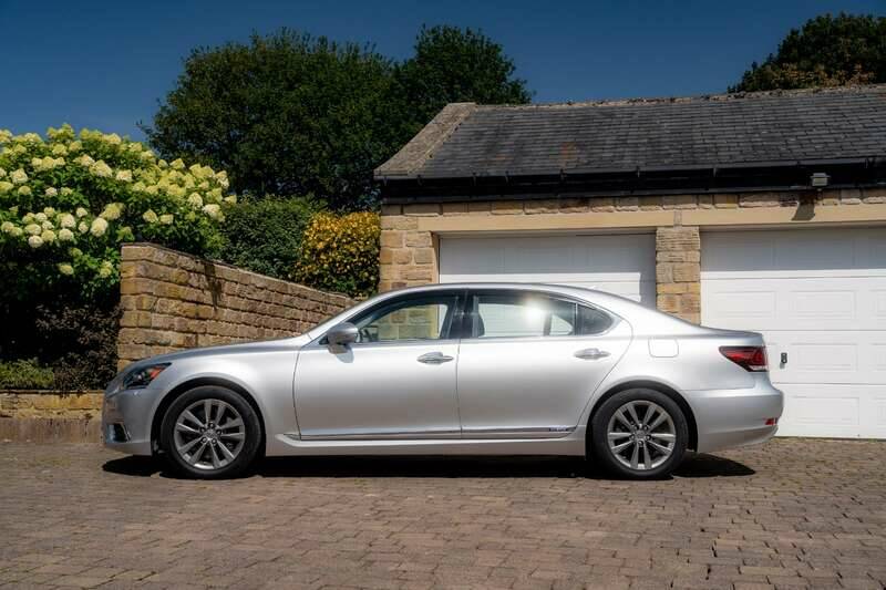 Immagine 28/50 di Lexus LS 600h L (2013)