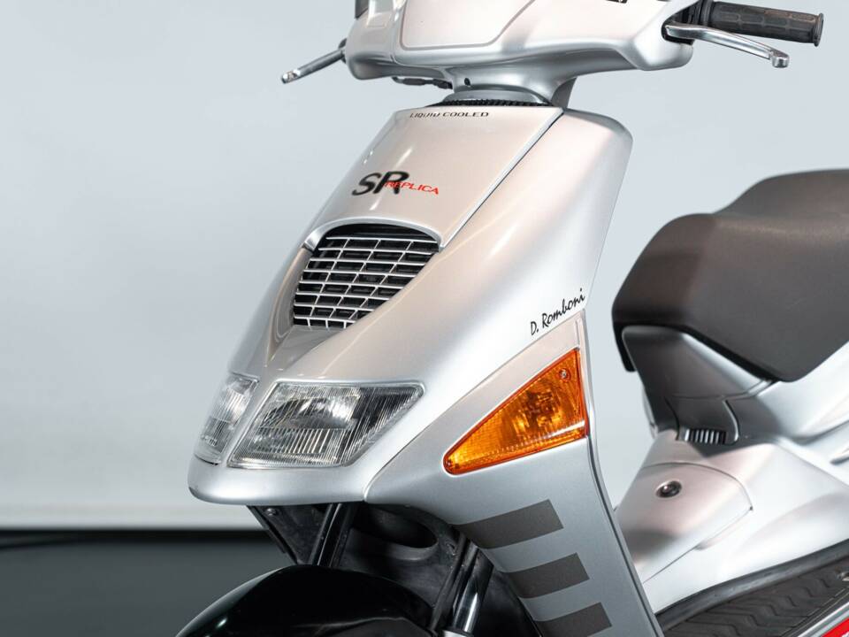 Image 29/29 de Aprilia SR 50 (1994)