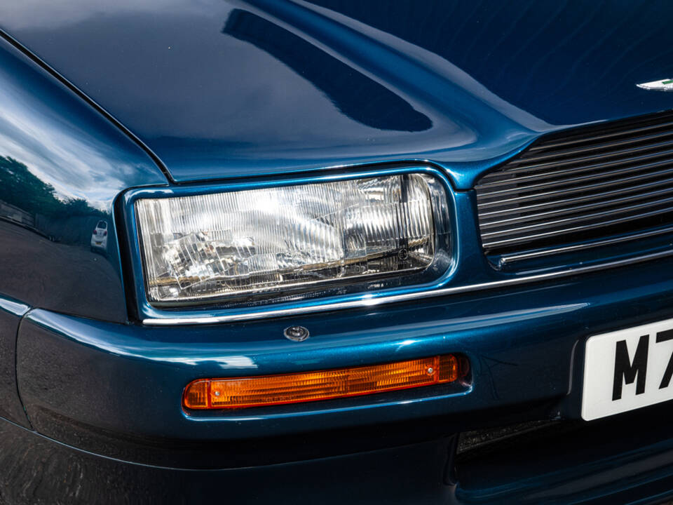 Image 25/36 de Aston Martin Virage Volante (1995)