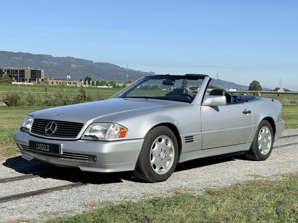 Image 19/24 de Mercedes-Benz 500 SL (1992)