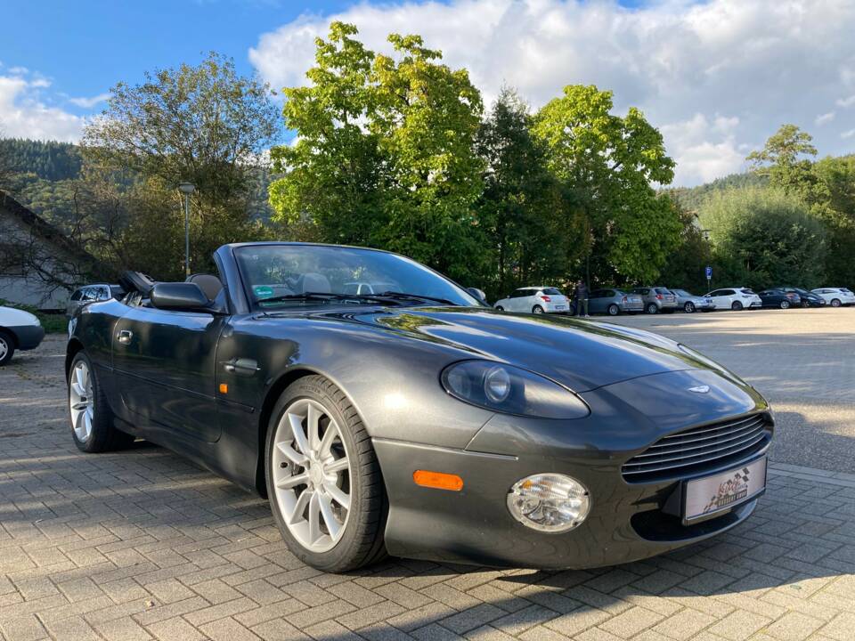 Imagen 1/28 de Aston Martin DB 7 Vantage Volante (2001)