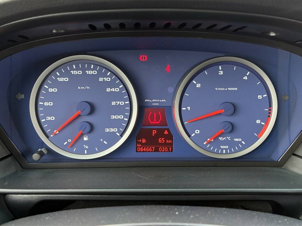 Immagine 42/62 di ALPINA B5 (2007)