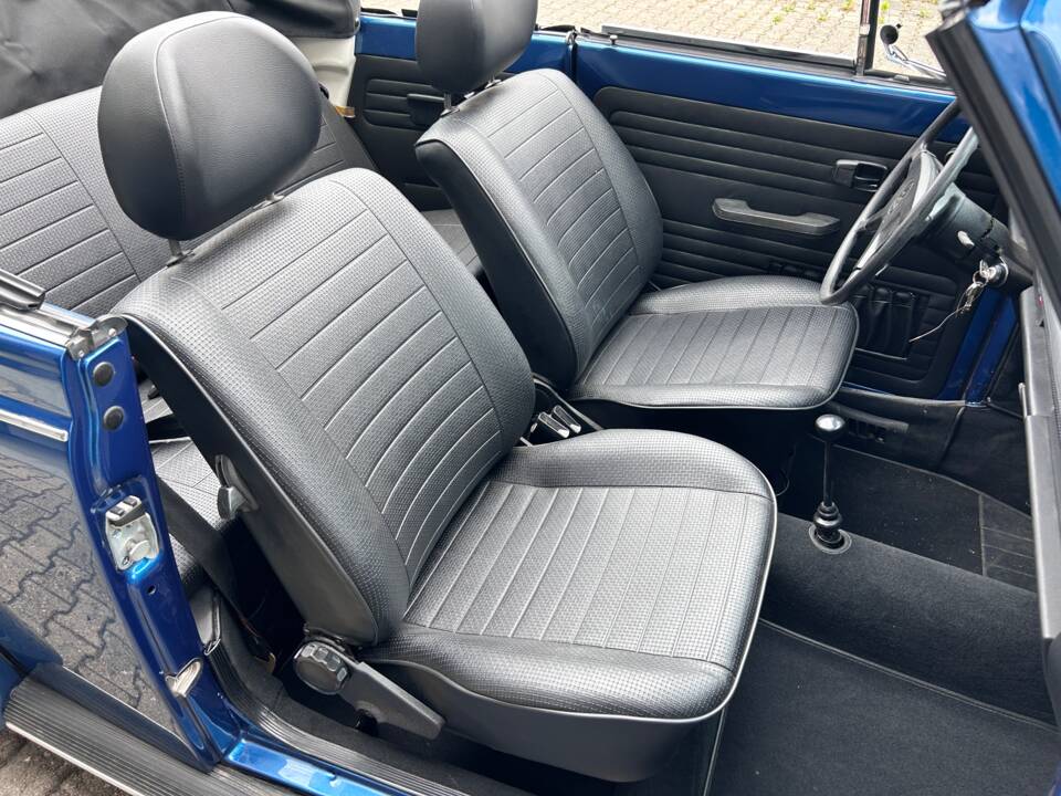 Bild 12/47 von Volkswagen Käfer 1303 LS (1979)