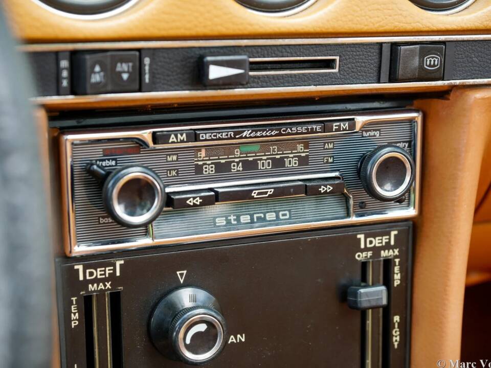 Bild 40/61 von Mercedes-Benz 450 SL (1977)