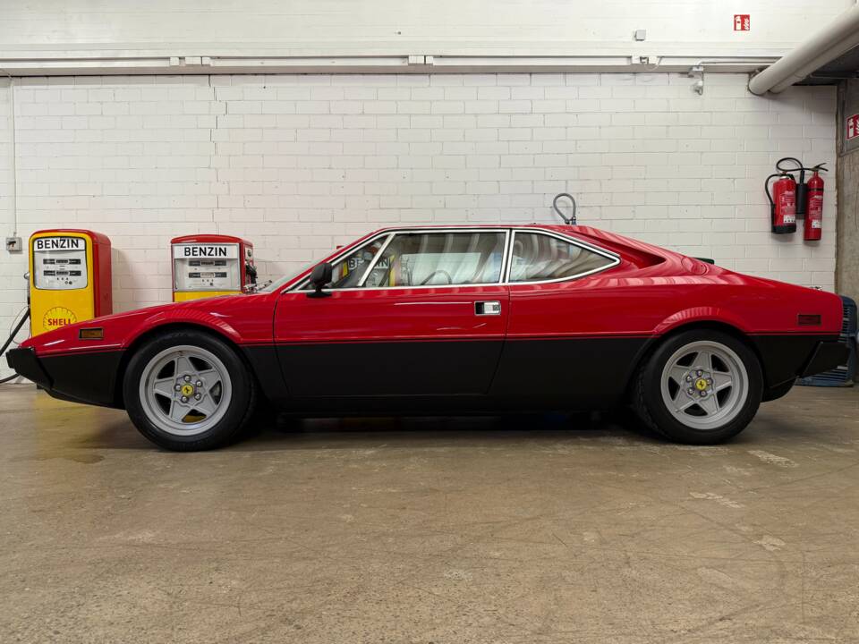 Image 1/19 of Ferrari Dino 308 GT4 (1979)
