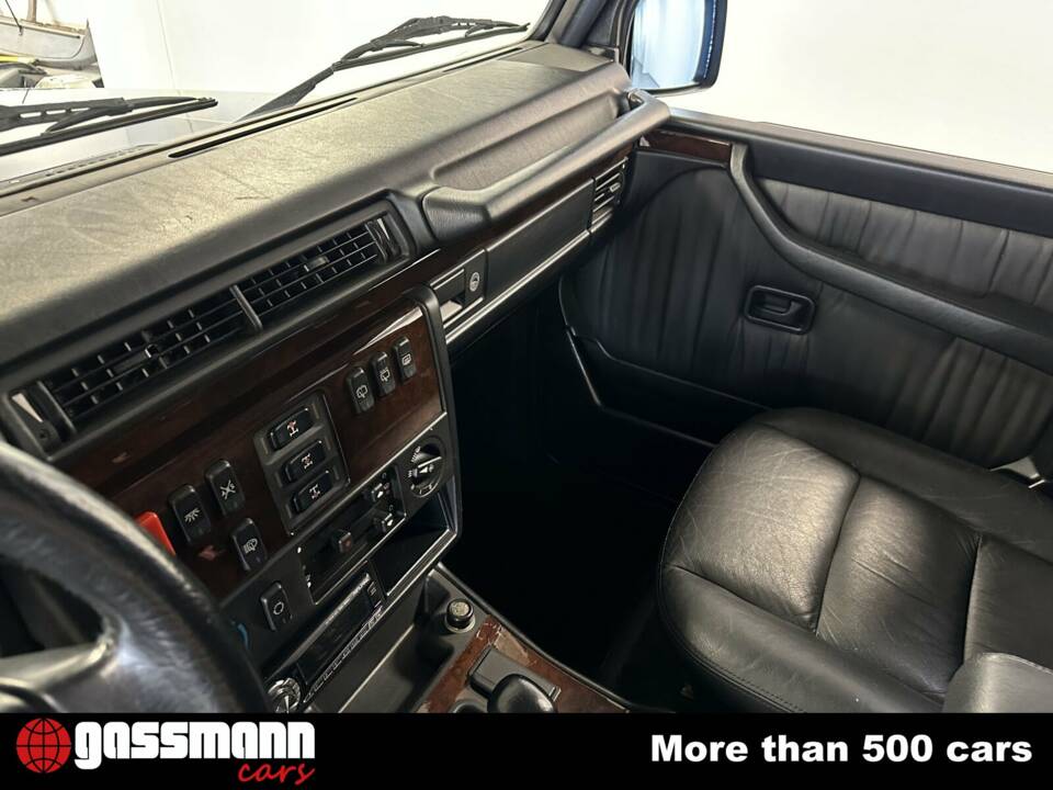 Image 13/15 of Mercedes-Benz G 320 (LWB) (1996)