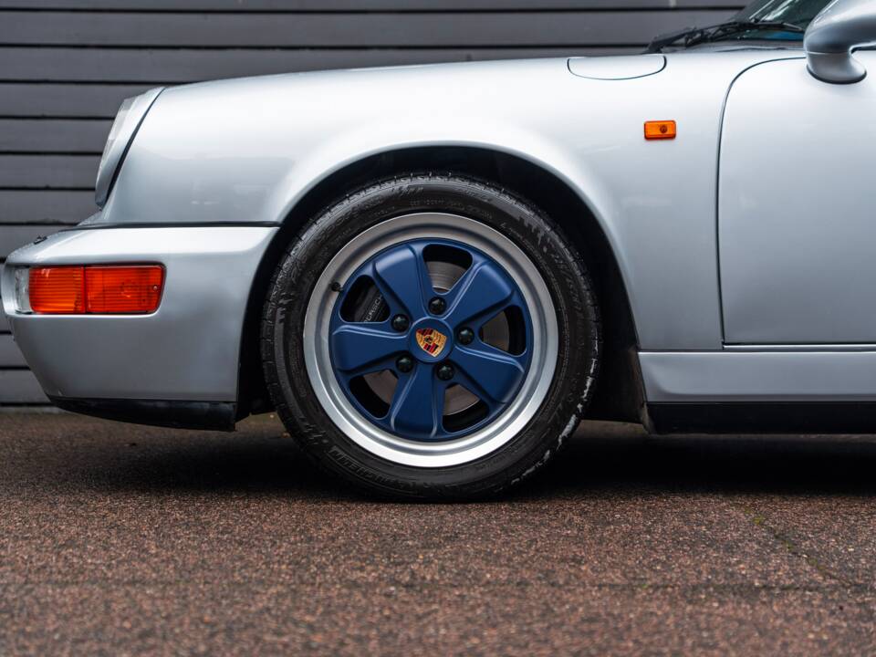 Afbeelding 4/61 van Porsche 911 Carrera 4 (1990)