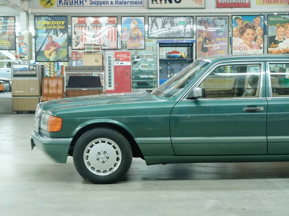 Bild 50/50 von Mercedes-Benz 420 SEL (1990)