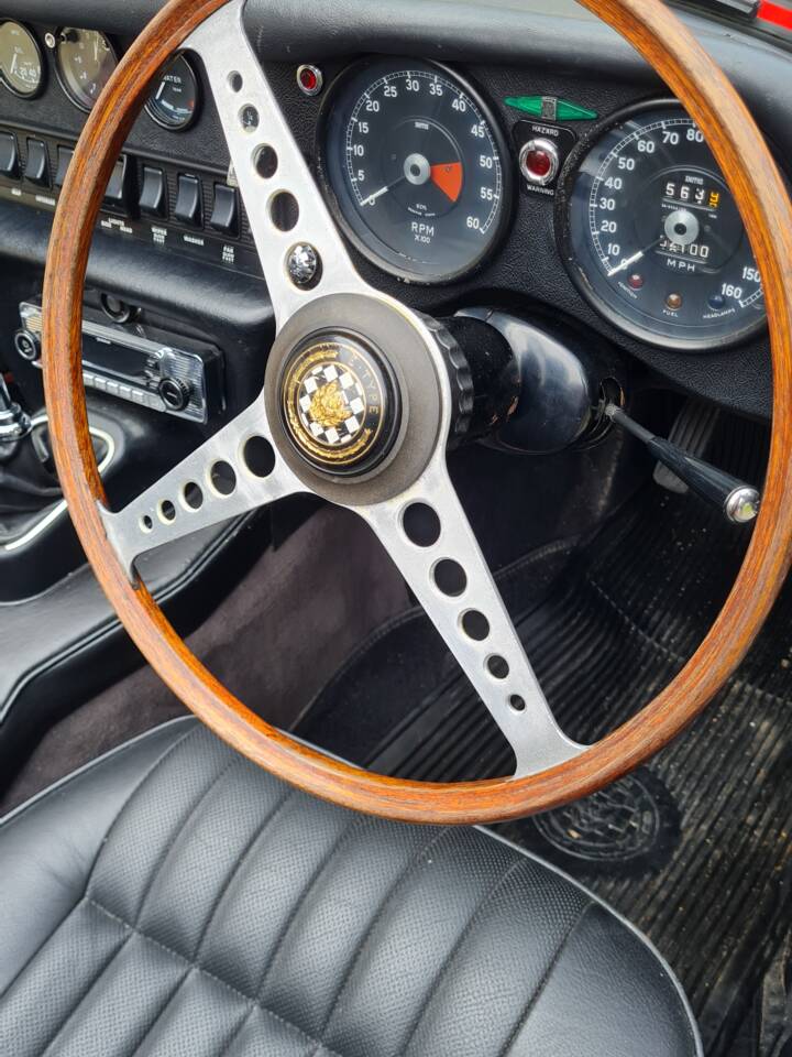 Immagine 7/9 di Jaguar E-Type (1969)