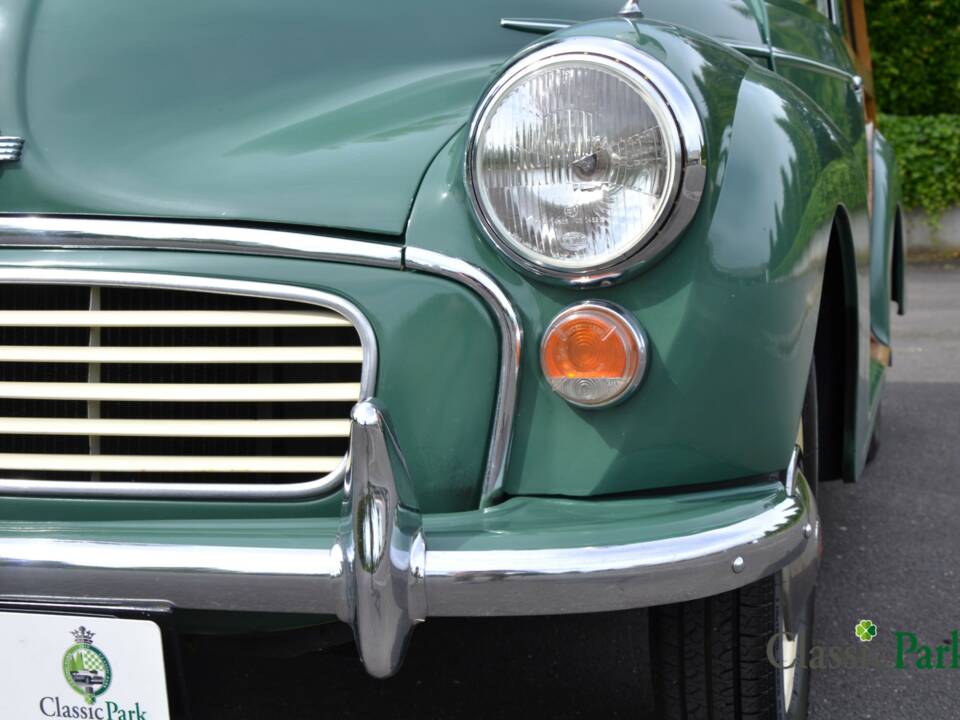 Image 39/50 of Morris Minor 1000 Traveller (1964)