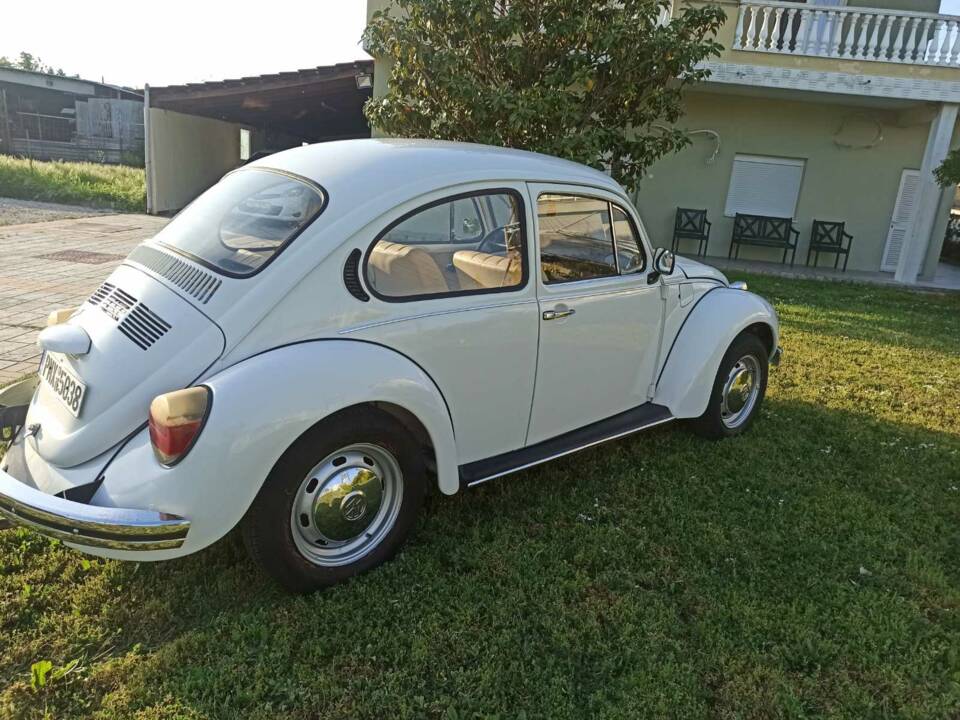 Image 7/8 de Volkswagen Escarabajo 1303 (1979)