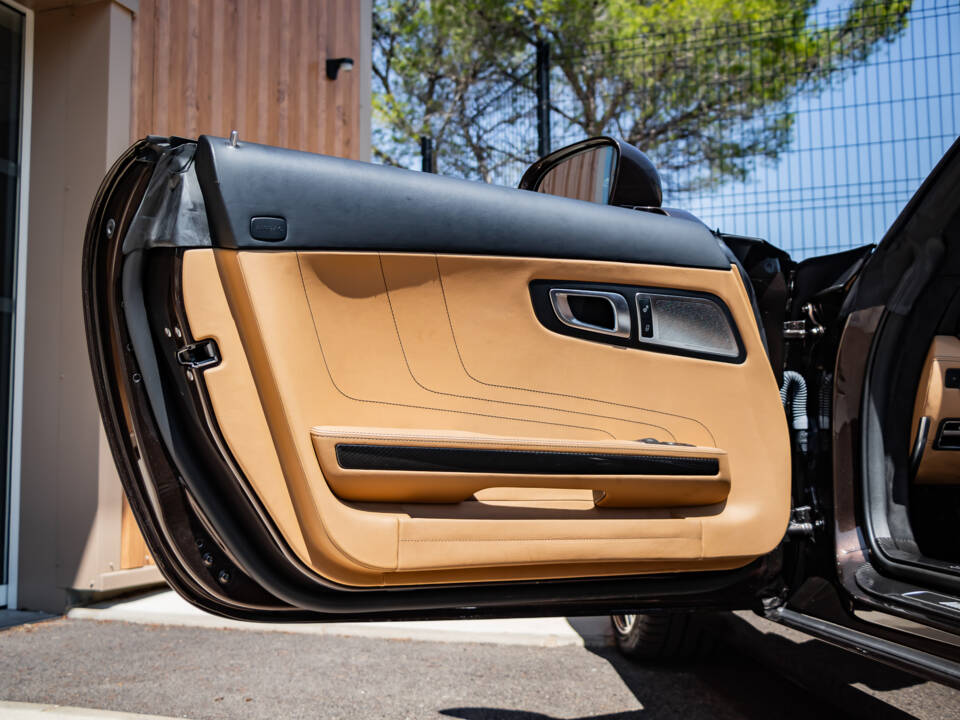 Afbeelding 26/50 van Mercedes-Benz SLS AMG Roadster (2013)