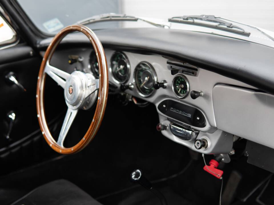 Afbeelding 32/41 van Porsche 356 C 1600 (1964)