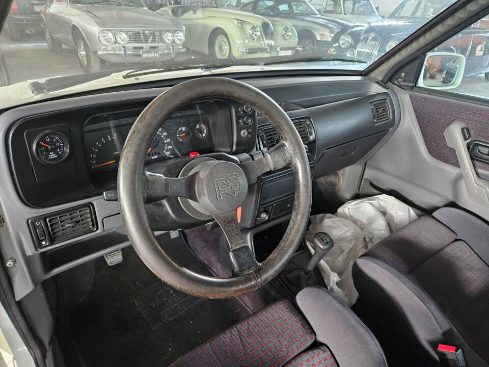 Afbeelding 7/14 van Ford Escort turbo RS (1988)