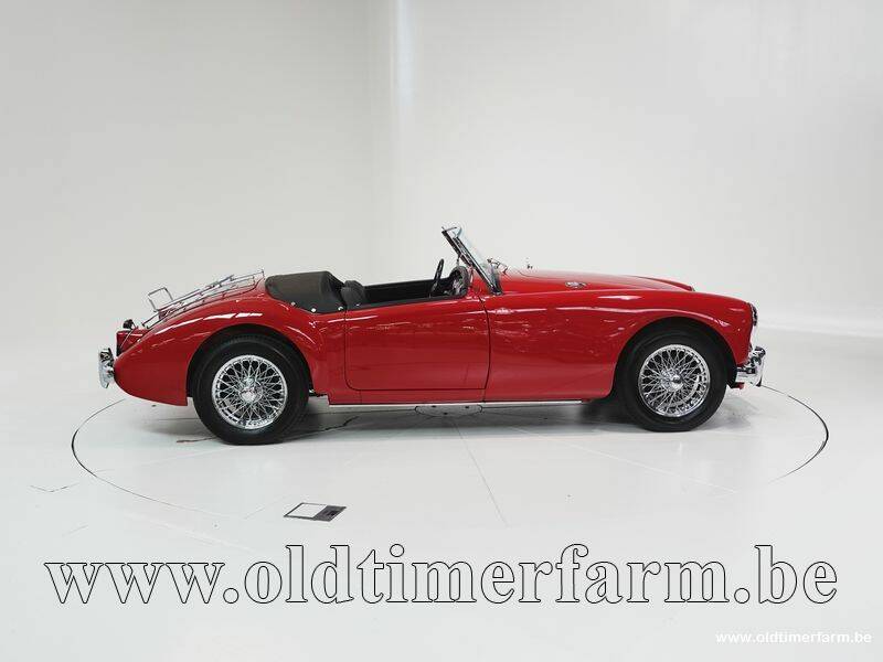 Image 8/15 of MG MGA 1600 (1960)