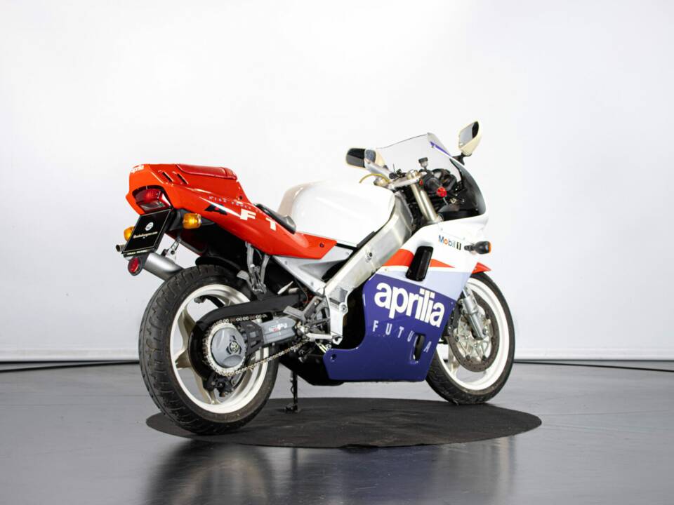 Bild 4/42 von Aprilia AF1 Futura Sport Pro 125 (1990)