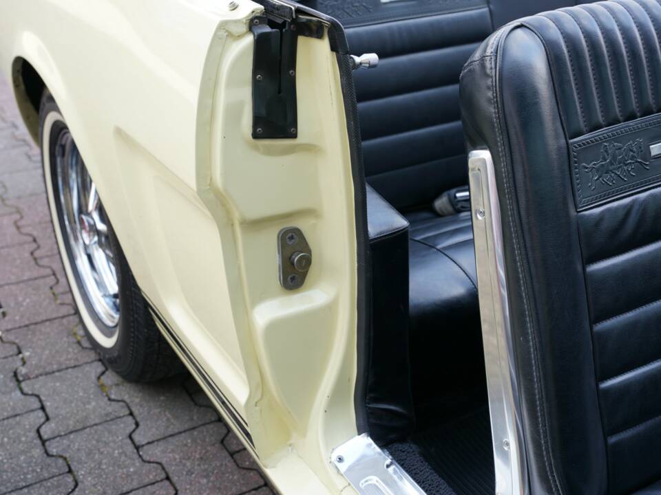 Immagine 45/50 di Ford Mustang 289 (1966)