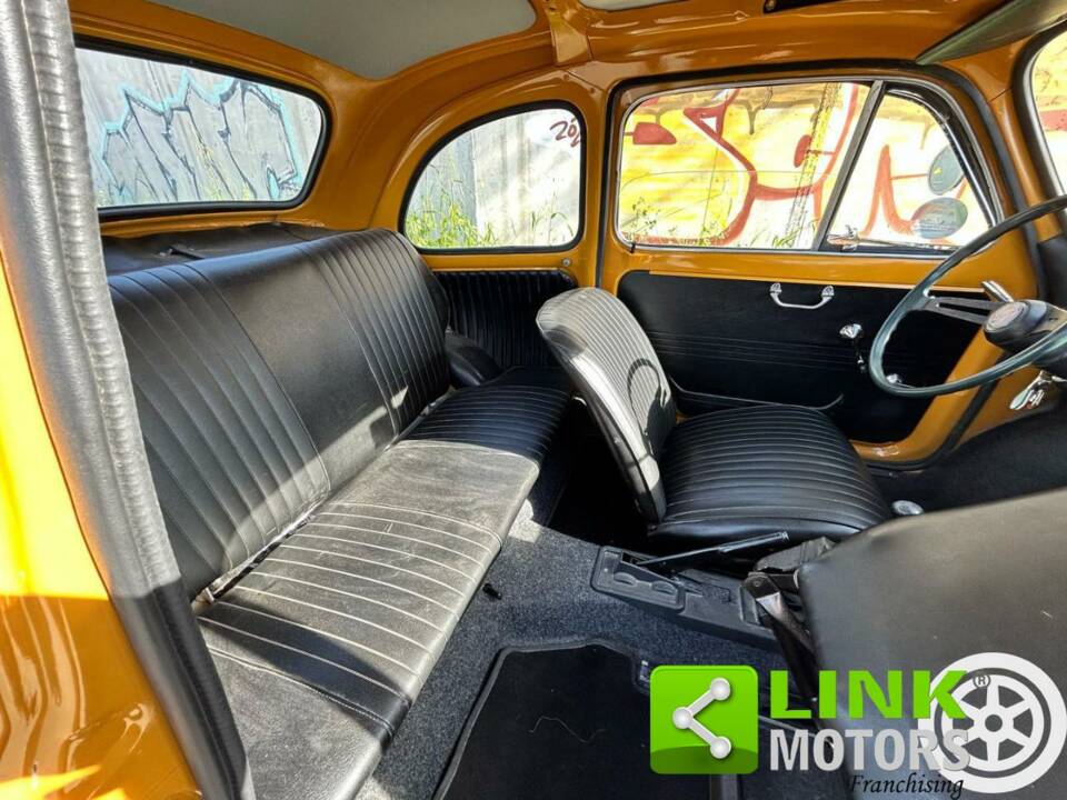Image 10/10 of FIAT 500 L (1971)