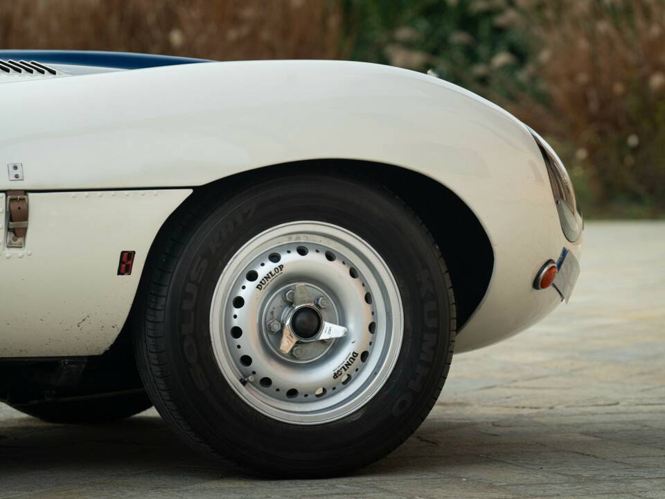 Bild 18/50 von Jaguar D-Type (1977)