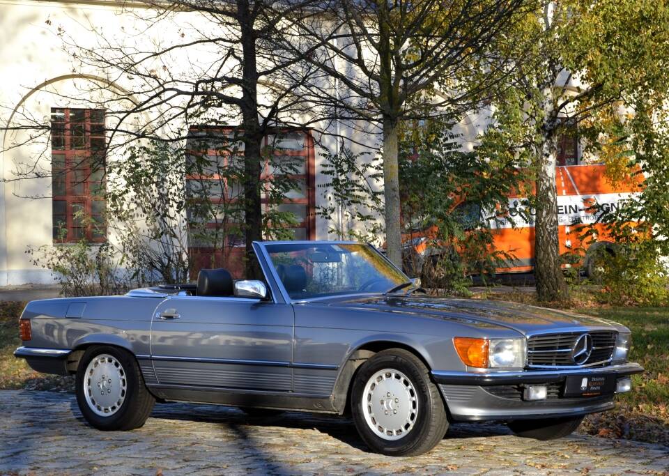 Image 12/36 of Mercedes-Benz 300 SL (1987)