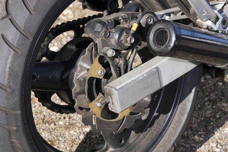 Bild 36/38 von Suzuki GSX 1100 EF (1985)