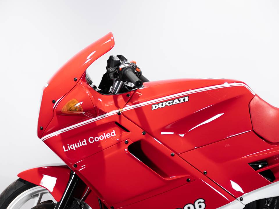 Image 30/30 of Ducati DUMMY (1989)