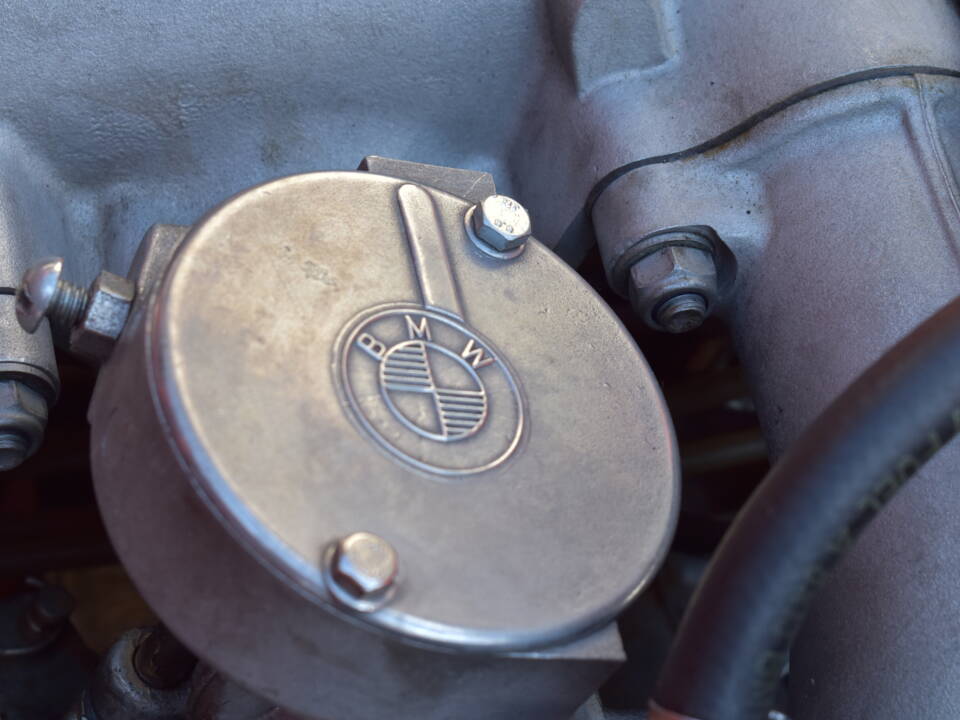 Image 46/52 of BMW 2002 tii (1975)