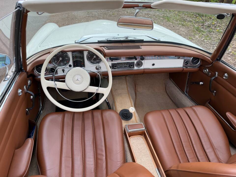 Image 5/5 of Mercedes-Benz 230 SL (1964)
