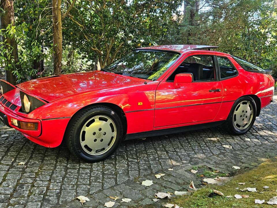 Image 2/31 of Porsche 924 Turbo (1981)