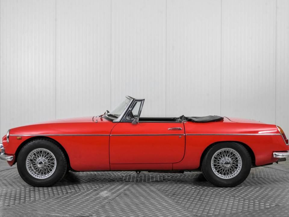 Image 9/50 de MG MGB (1965)