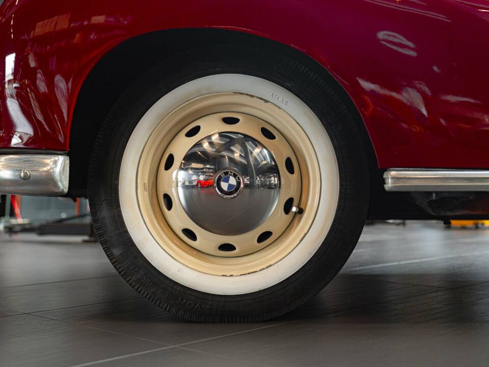 Imagen 25/50 de BMW 501 A (1955)