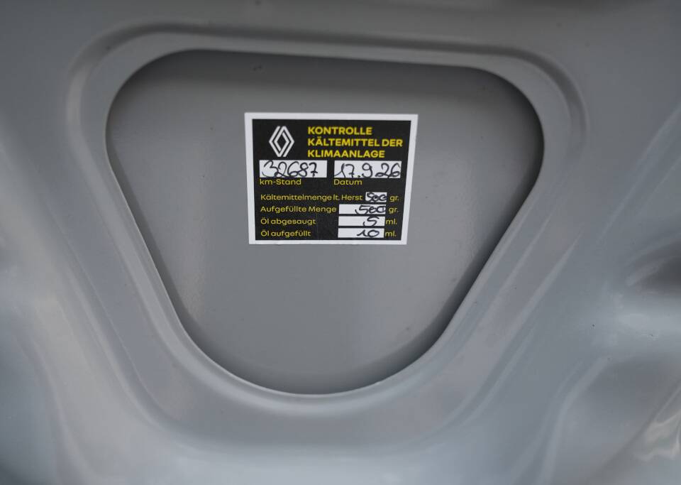 Image 22/30 of Nissan 370Z (2014)