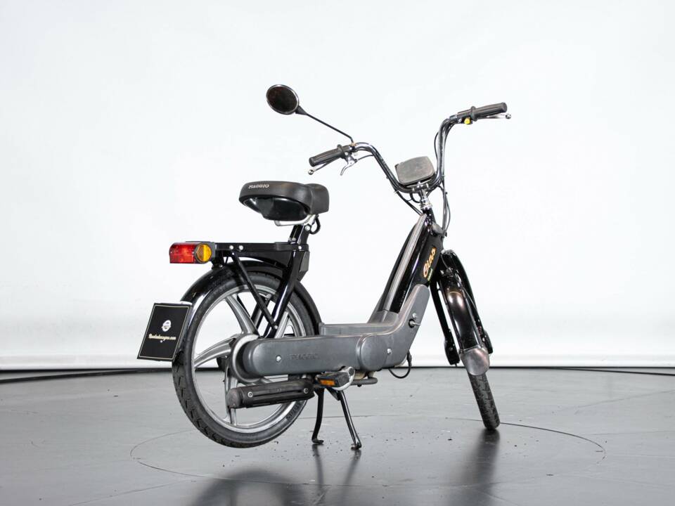 Bild 4/49 von Piaggio DUMMY (2002)