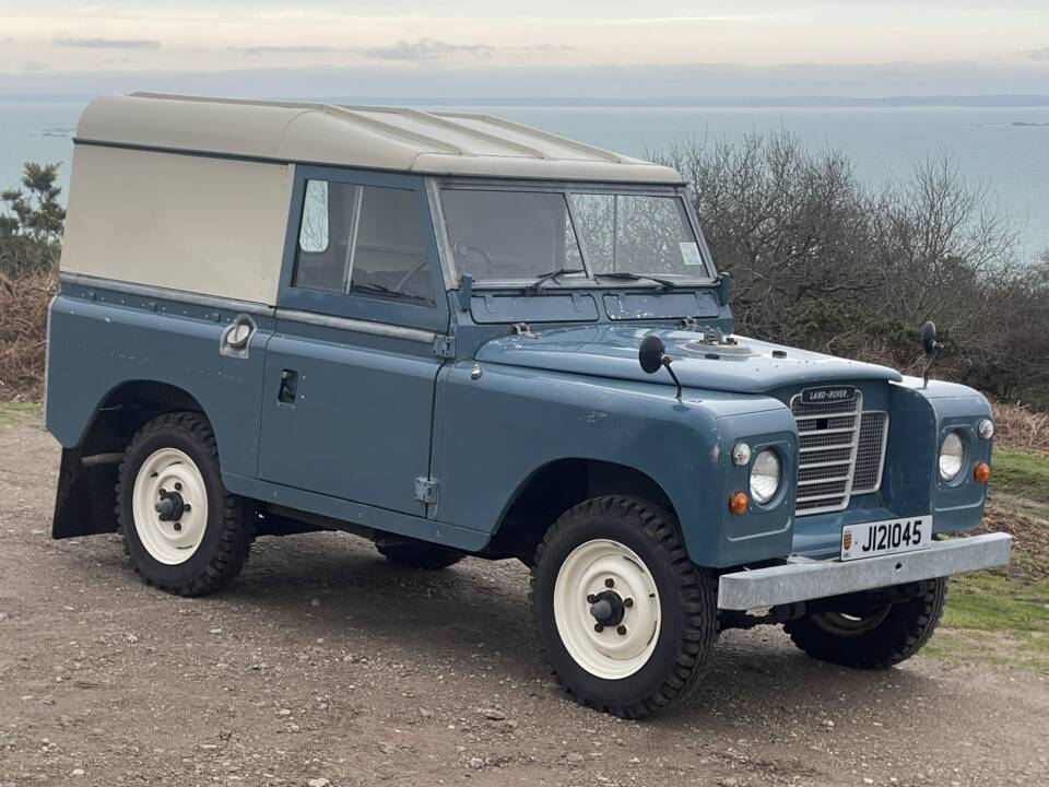 Bild 5/12 von Land Rover 88 (1976)