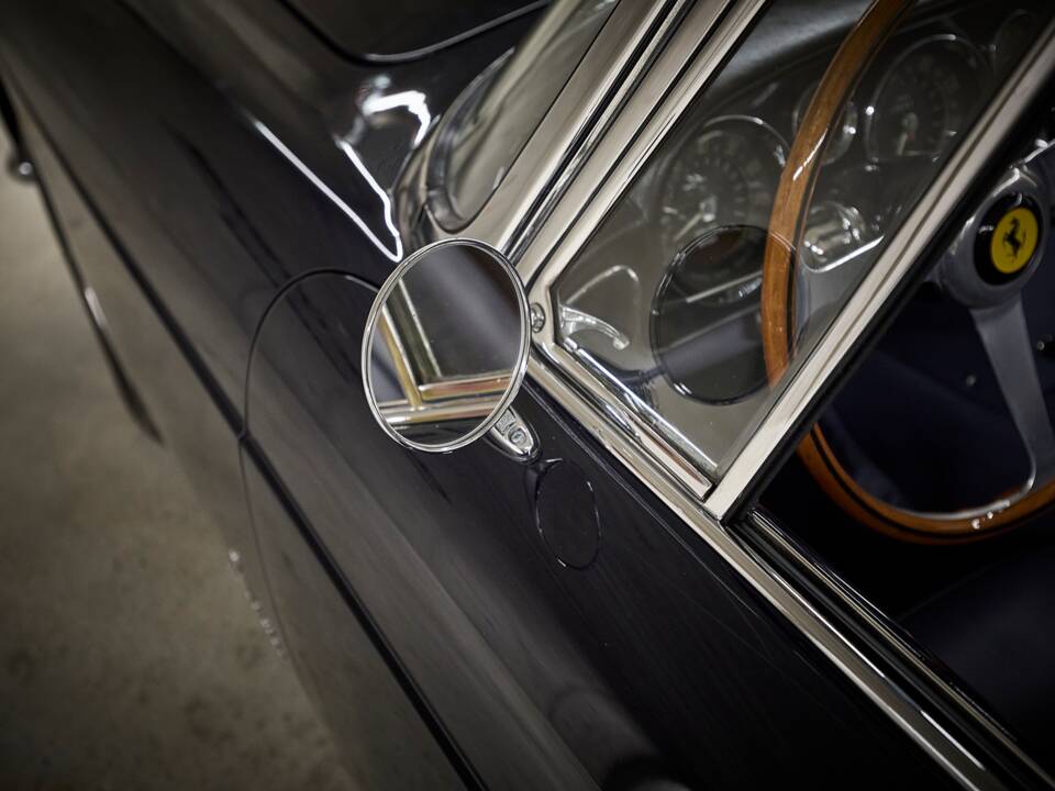 Image 58/100 of Ferrari 250 GT (1962)