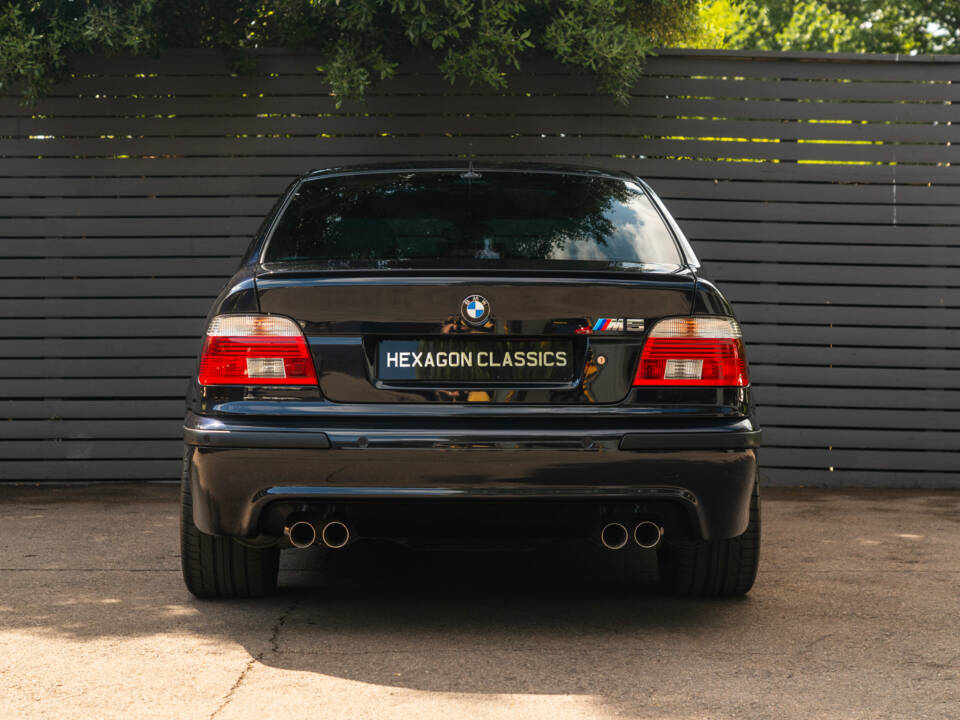 Image 8/56 of BMW M5 (2000)