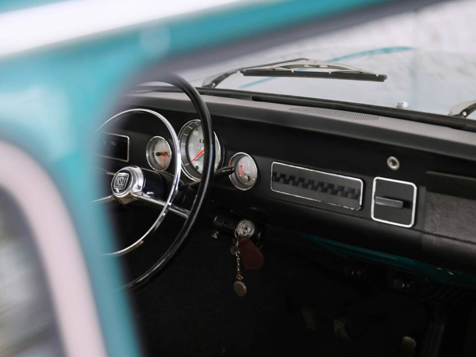 Bild 26/38 von NSU Prinz 4 L (1971)