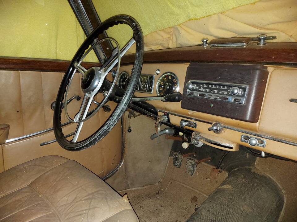 Bild 18/46 von Mercedes-Benz 220 Cabriolet A (1953)