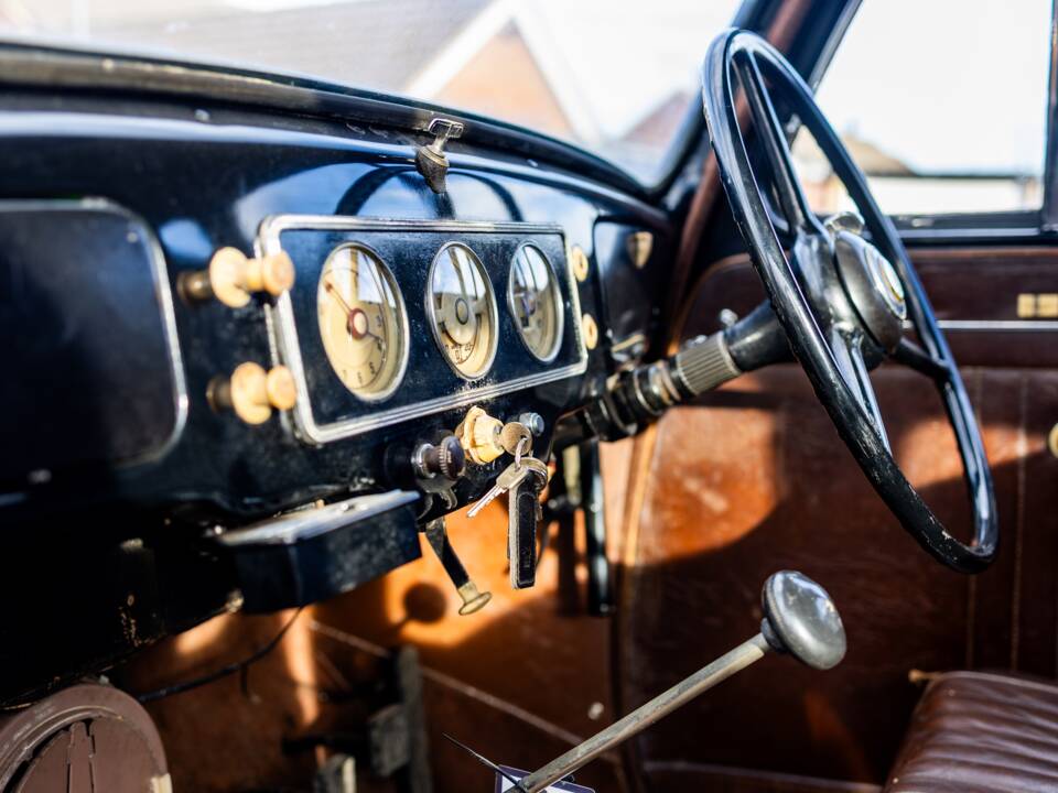 Imagen 47/50 de Vauxhall 14-6 (1947)