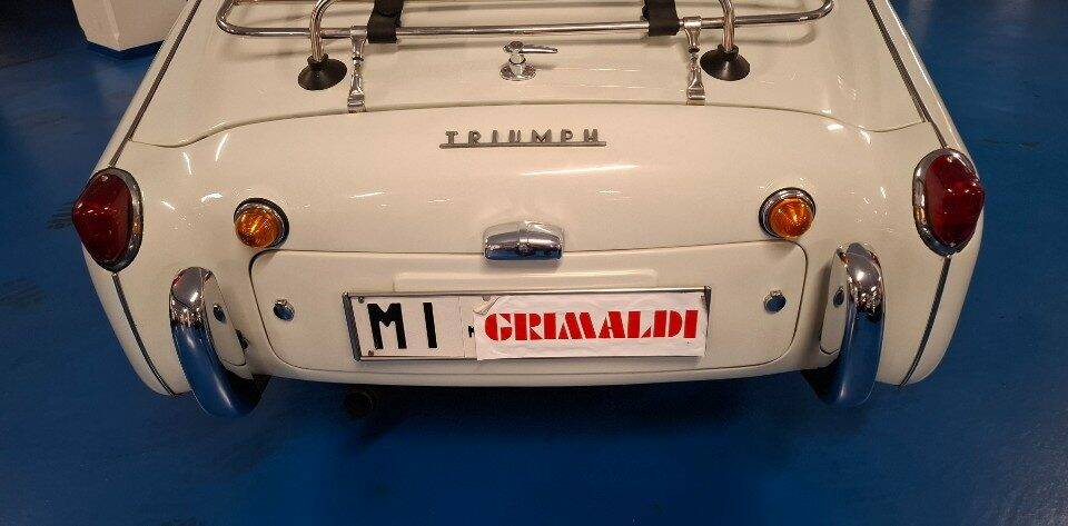 Image 23/41 de Triumph TR 3A (1960)