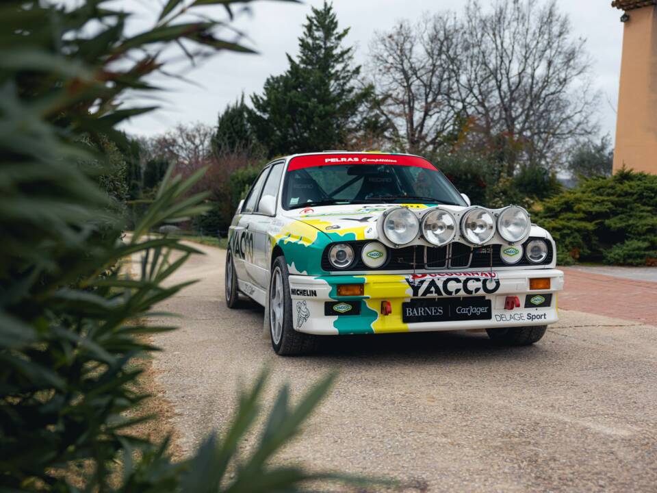 Image 27/56 de BMW M3 (1988)