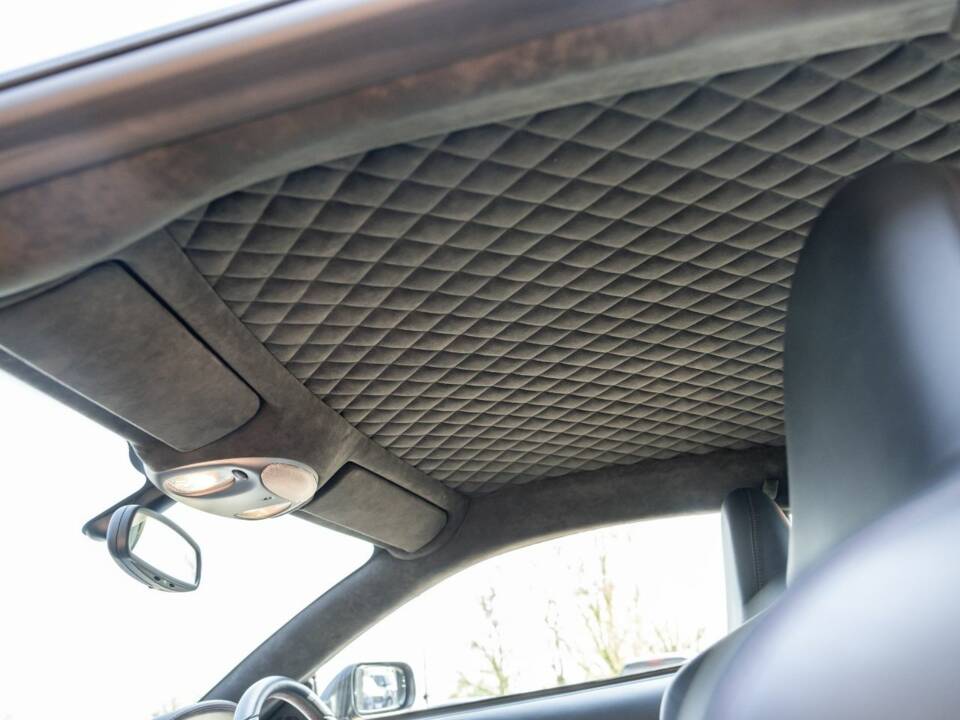 Bild 10/65 von Aston Martin V12 Vanquish S (2007)