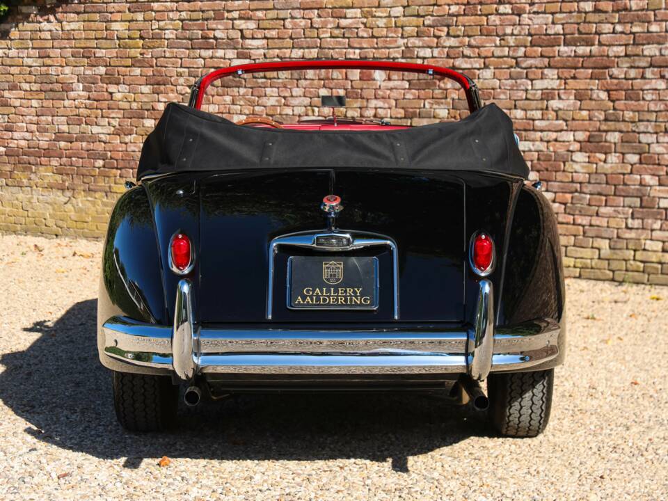 Image 39/50 of Jaguar XK 150 3.4 S DHC (1958)