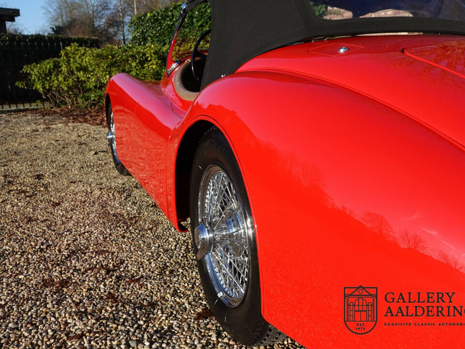 Image 34/50 of Jaguar XK 120 OTS (1954)
