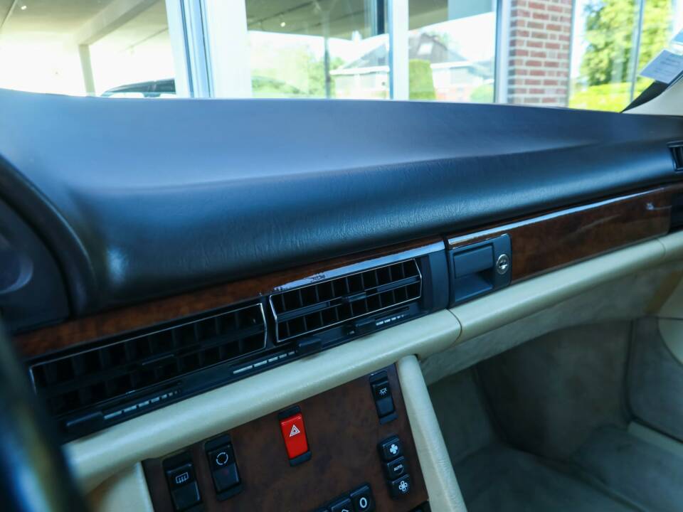 Bild 38/50 von Mercedes-Benz 560 SEC (1987)