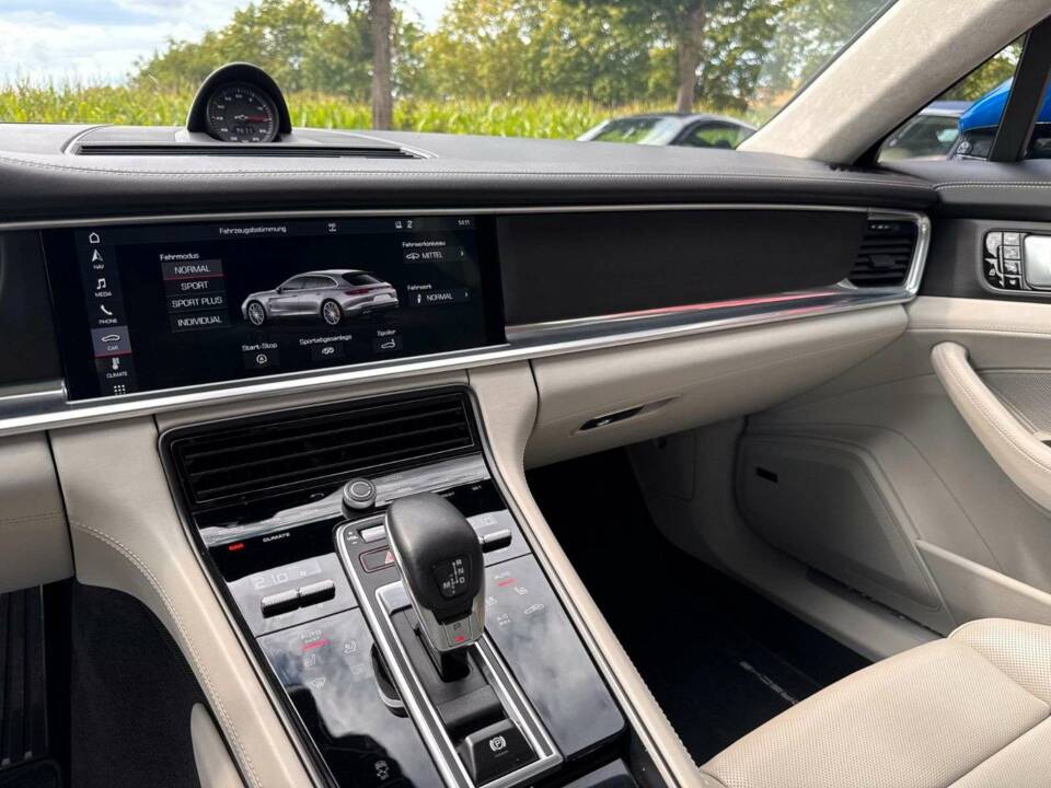Bild 17/20 von Porsche Panamera Turbo Sport Turismo (2019)